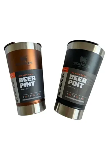 Copo Stanley Classic Stay Chill 473 ml em aço inox original, na cor preta