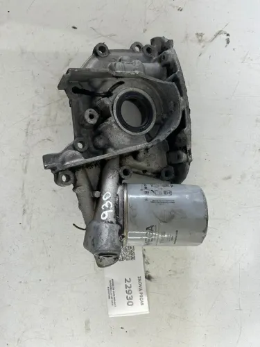 Bomba De Oleo Renault Sandero 1.0 16v 2010  *