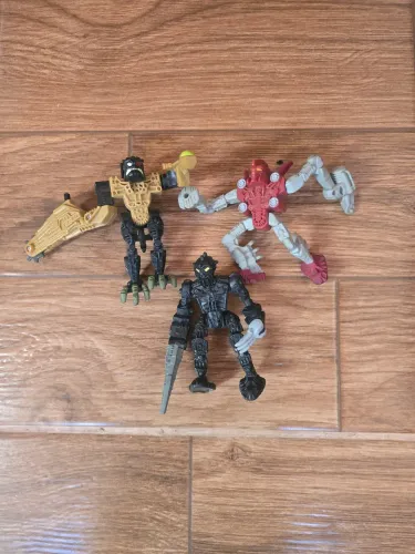 Action Figures Bionicle - Coleção Completa!