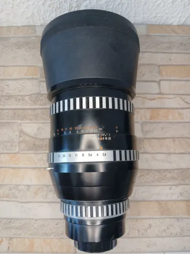 Lente Telephoto Jena Sonnar
