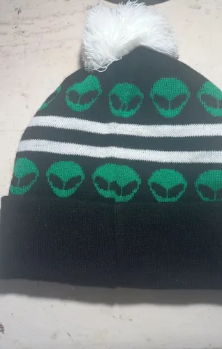 Touca alienígena 