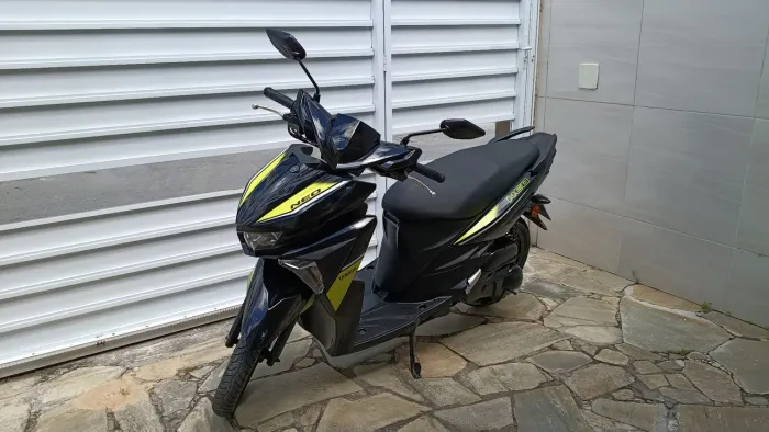 Vendo moto Neo 2023 novíssima, 