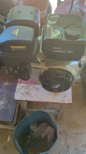 Vendo um motor Toyama 15 ahp 