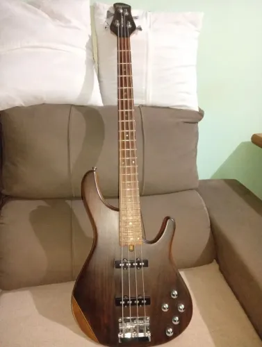 Vendo contrabaixo Tagima Millenium 4