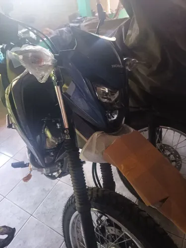 Vendo troco Bros 2026 0km emplacada até 06/2026 leia o anúncio golpista nem tente