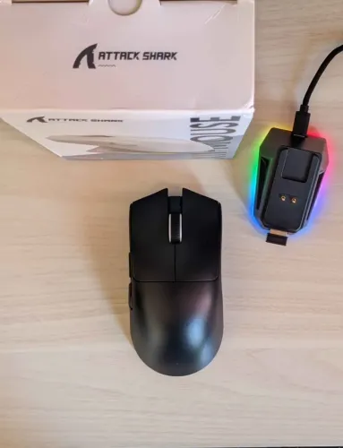 Mouse Gamer Attack Shark X11 (Sem fio) RGB