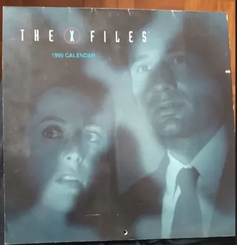 Calendário da Série Arquivo X do ano de 1999