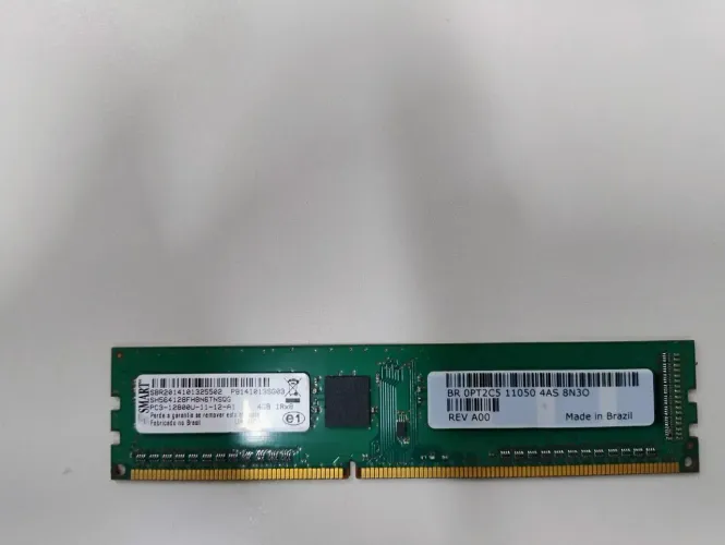Memória Desktop  - Semi Nova 4Gb- DDR3 1600MHz PC3-12800U