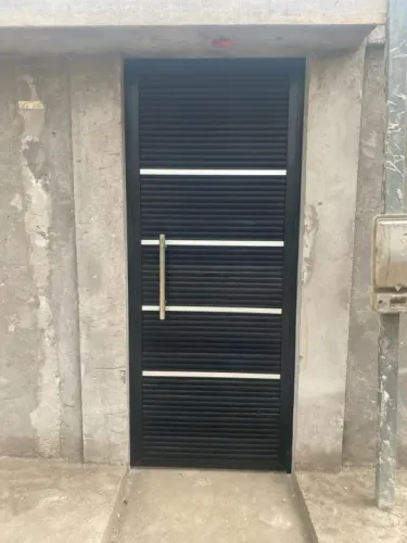 Porta de alumínio