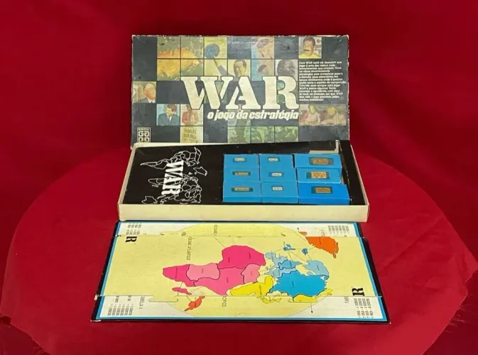 Brinquedo Jogo de Tabuleiro-Estratégia WAR - Grow