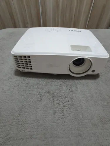 Vendo projetor Benq MS 524b