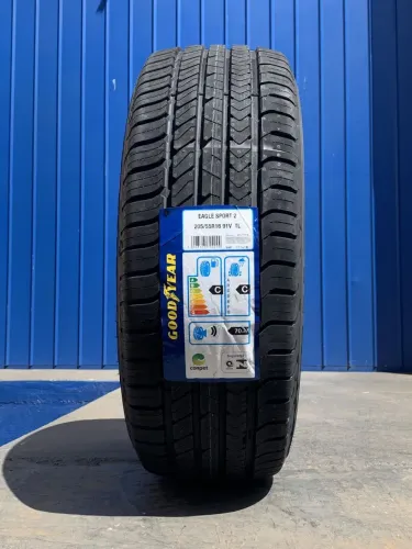 Pneu goodyear Eagle 16 medida 205/55/16 novo 