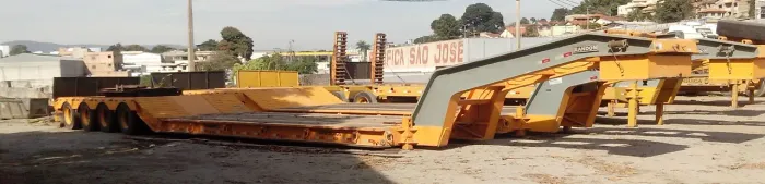 DUAS UNIDADES DE PRANCHAS REBAIXADAS RANDON - 4 EIXOS / 8,0 m DE MESA / 0,60 m DE ALTURA