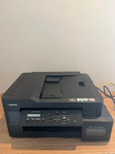 Impressora Brother DCP-T820DW Multifuncional Tanque de Tinta InkBenefit Colorida Excelente