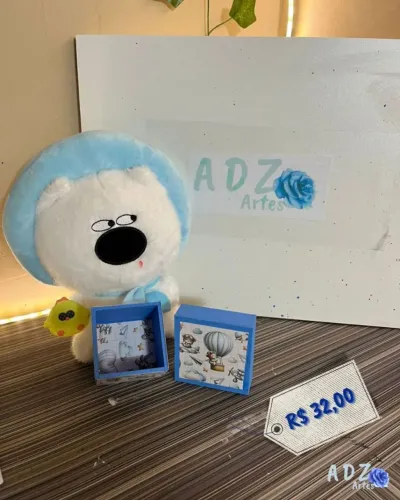 KIT Pelúcia + Caixa em MDF Personalizada Cachorrinho Azul 