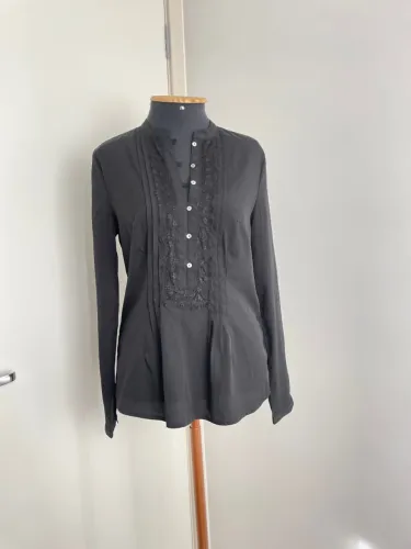 Camisa social feminina com renda tam 40 preta da Yéssica 