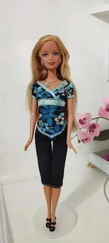 Barbie fashion fever 2007 raro