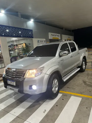 Toyota Hilux 2.5 manual