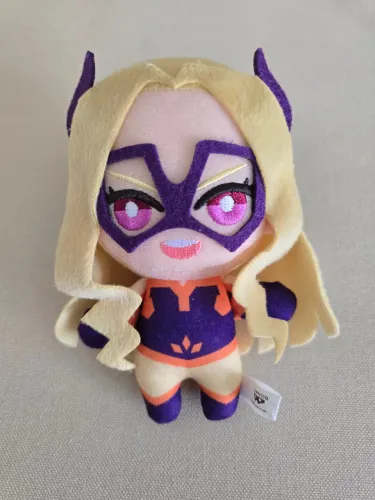 Pelúcia Mount Lady - My Hero Academia - Banpresto - Importada do Japão