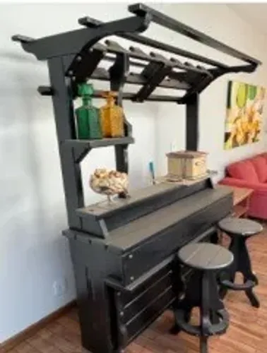 Barzinho com banquetas madeira maciça