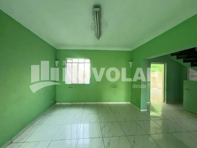 Sobrado na Vila Guilherme 220m² AU, 5 Salas, 3 Vagas. Região Privilegiada!