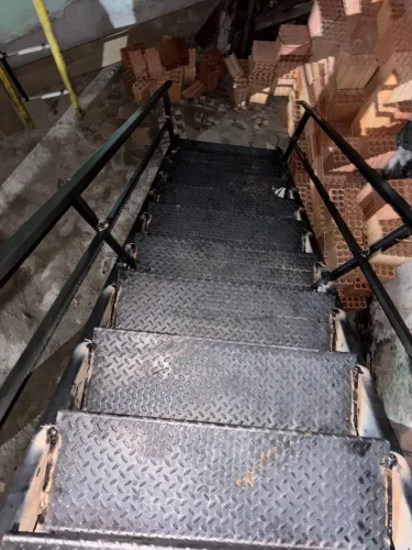 Escada de Metal 