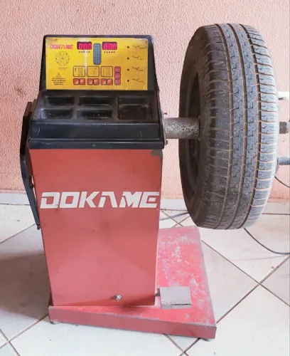 Balanceadora de Rodas Dokame DC-300