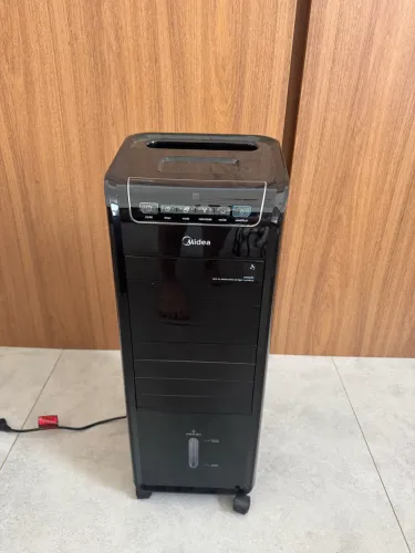 Climatizador Midea 220V