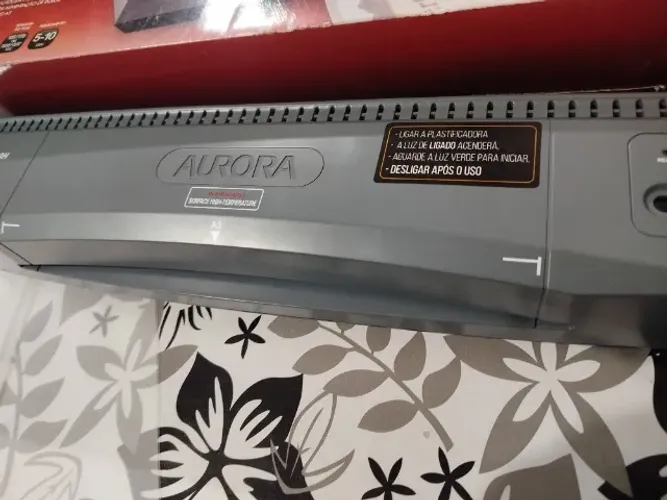 Plastificadora Aurora semi nova