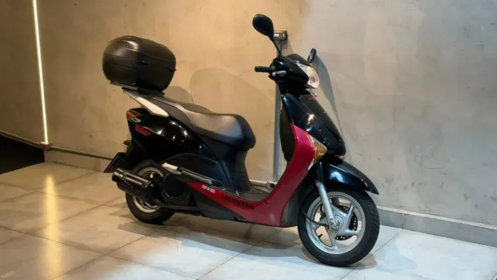 HONDA Lead 110
