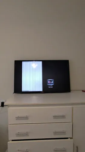 Tv LG 39 polegadas com defeito na v-con