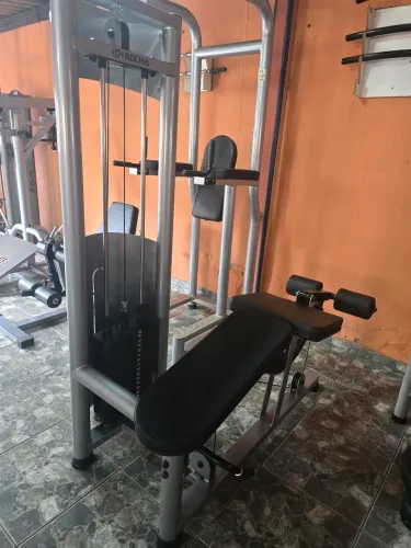 Flexora deitada no tubolar( Rocha ) Preco de ocasiao)