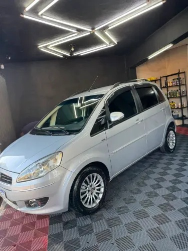 Fiat Idea Essence 1.6 Flex 16V 5P 2011