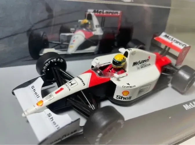 Miniatura Airton Senna - McLaren 1/43