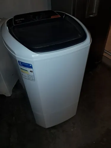 Tanquinho de lavar roupa