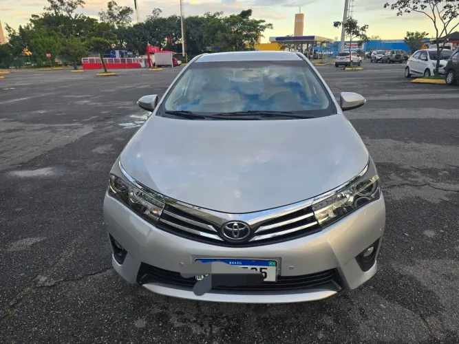 Toyota Corolla Altis 2.0 Flex 16V Aut. 2016