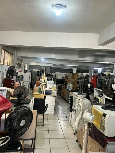 Vendo loja de MÓVEIS USADOS Ponto formado à quase 20 anos