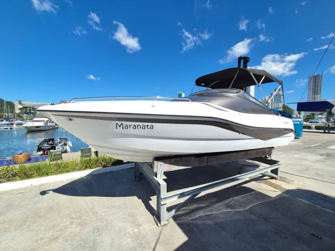 Lancha Alternativa 630 cabinada 150 hp 2016