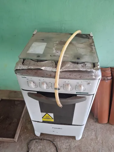 Fogao 4 bocas, pra vender rápido