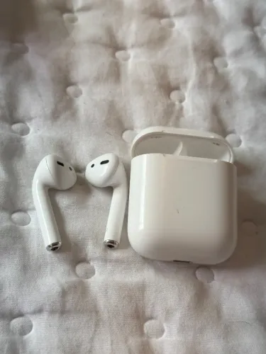 AirPods 2ª Geração Original Apple + Case Lightning