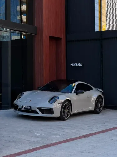 Porsche 911 Carrera 4S Coupe 3.0 420cv 2021