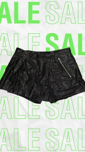 Short saia