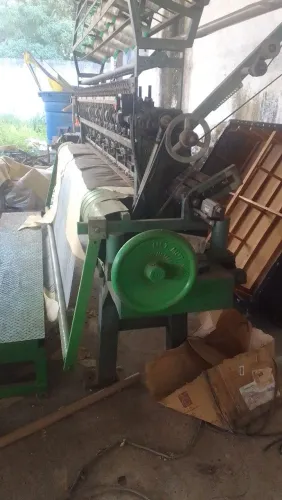 Bordadeira mutinga em pleno funcionamento preço a combinar cama box colchões