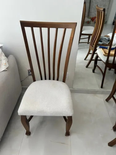 Vendo 6 cadeiras da loja Jacaúna