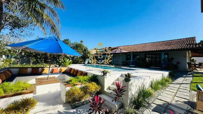 Casa com 2 Suítes, Área Gourmet de Alto Padrão e Piscina, à Venda Coqueiral, Araruama/RJ