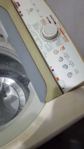 Máquina de lavar roupa Brastemp 11kg 220
