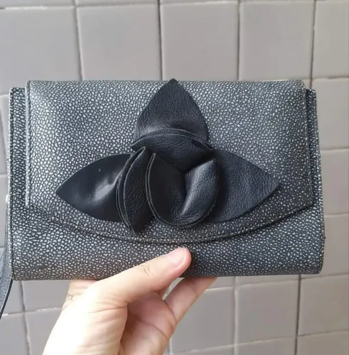 Carteira clutch desapego