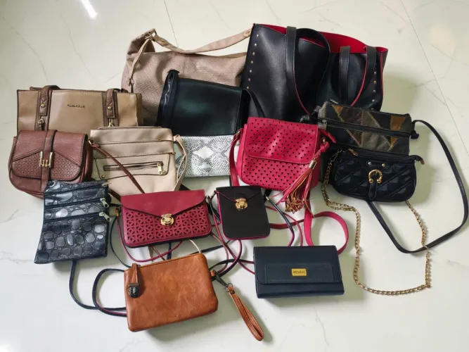Lote bolsas de couro sintético