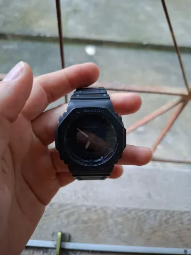 Relógio Casio G-SHOCK GA2100-1A1DR