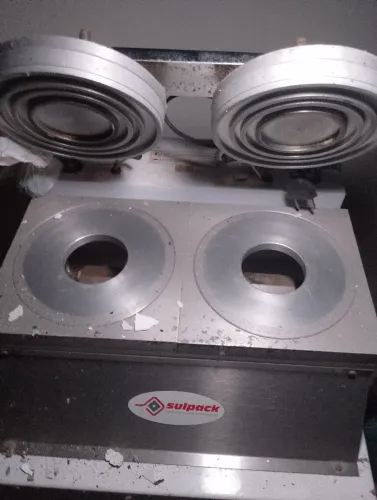 Máquina de embalagens 